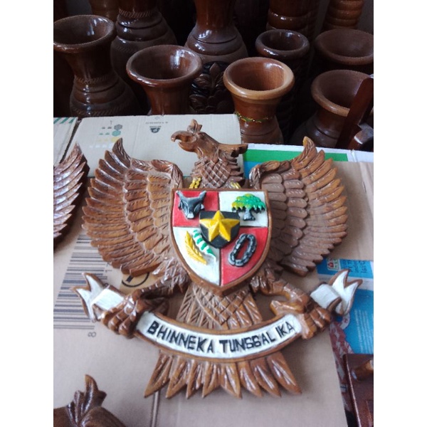 Hiasan Dinding Garuda Pancasila