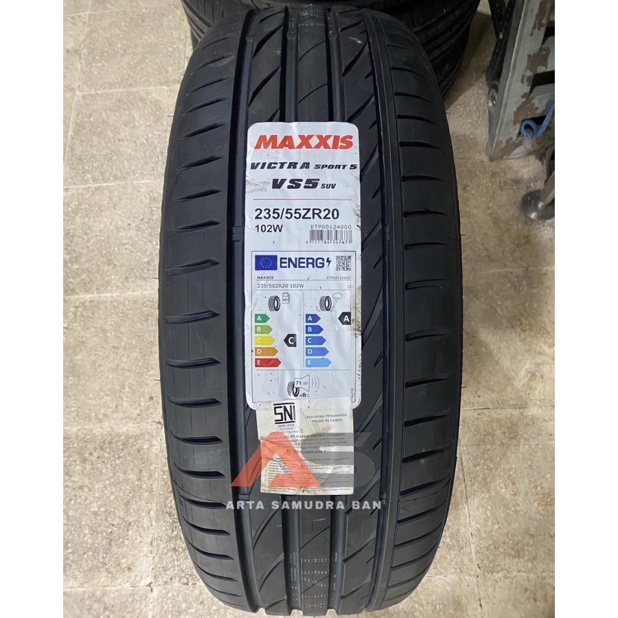 Ban Maxxis Victra Sport 5 VS5 SUV 235 / 55 R 20 R20