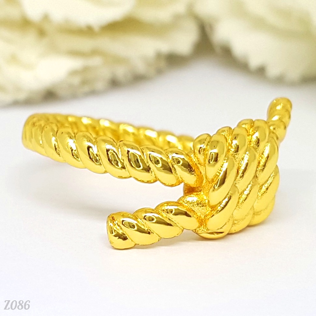 PGX Cincin Xuping Wanita Lapis Emas Aksesoris Perhiasan Fashion Premium - Z086