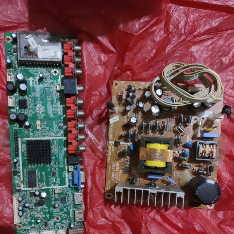 Mainboard dan psu polytron PLM32T15
