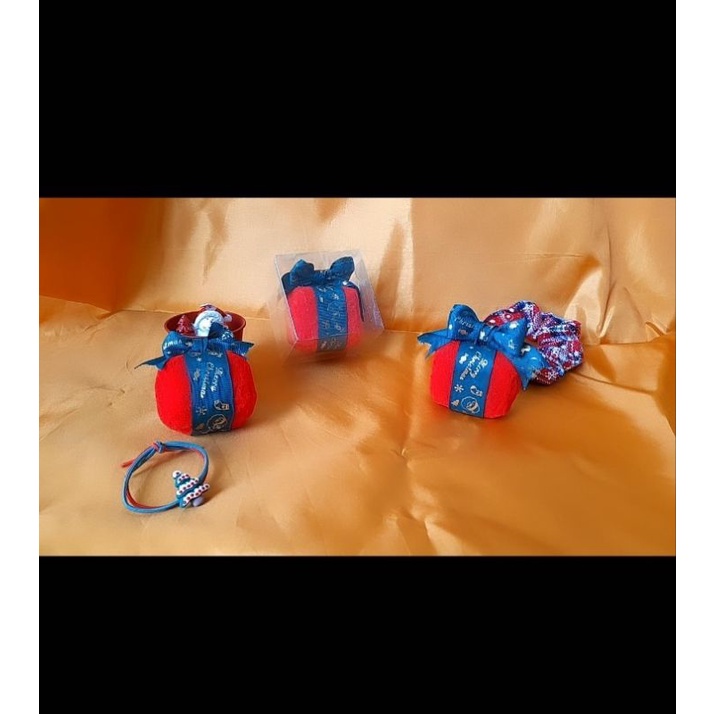 christmas present || homemade squishy