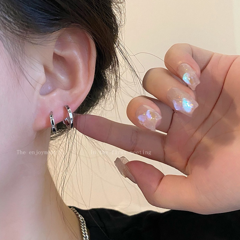 Papaozhu Chic Hitam Perak Geometris Hoop Anting Untuk Wanita Gadis Sederhana Fashion Hypoallergenic Lingkaran Bulat Anting-Anting Minimalis Telinga Perhiasan