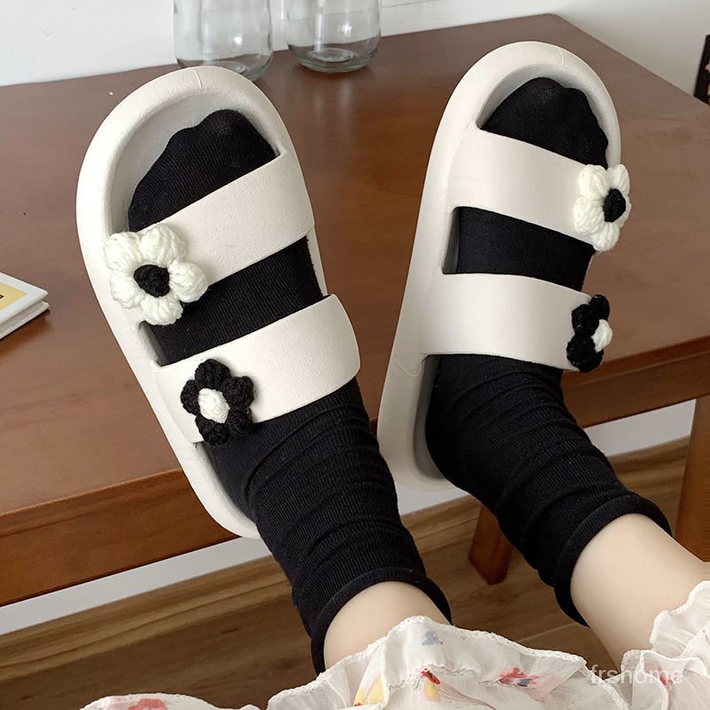 Sandal cinta manis sandal wanita luar memakai ins angin rumah kamar mandi dalam ruangan anti-slip te