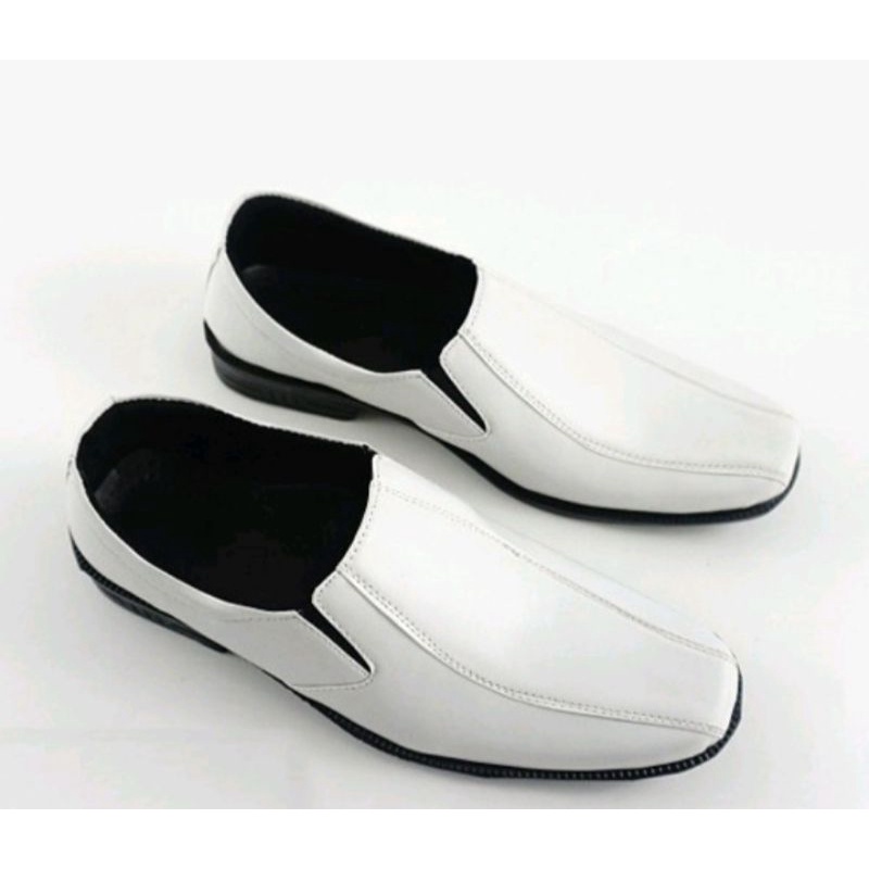 Sepatu pantofel putih pria sepatu kerja perawat sepatu dinas cowok sepatu pantovel putih