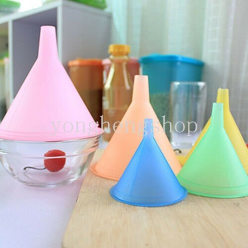 5pcs/set Corong Minyak Warna Permen Anti-fouling Corong Kecap Tahan Lama 5ukuran Corong Transfer Cairan Gadget Dapur