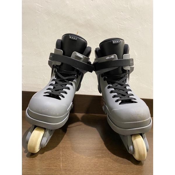Sepatu Roda Aggressive THEM SKATES 909 2022