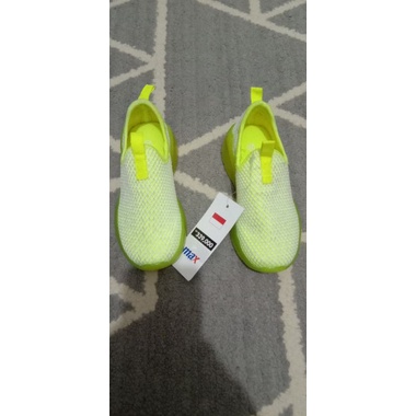 New sepatu max fashion kids size 28