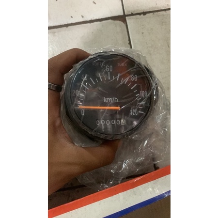 SPEEDOMETER CB 100