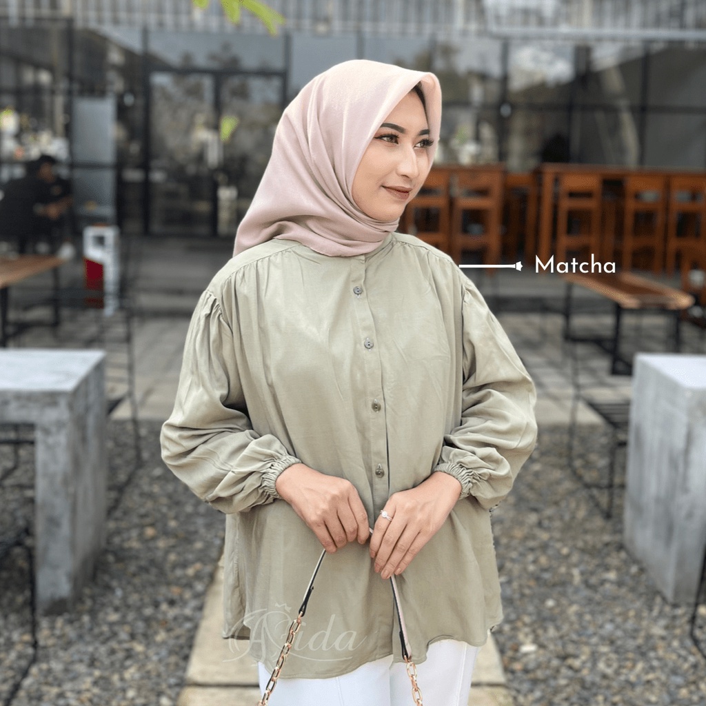 Lucca Blouse Kancing Belakang Premium HQ