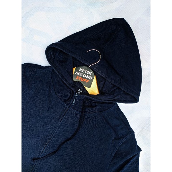 zh Uniqlo navy