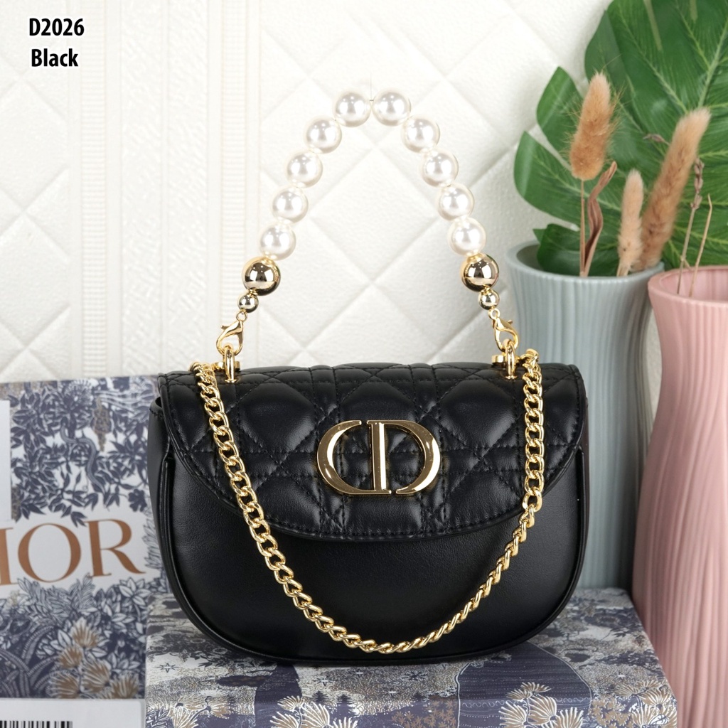 DR  BAG WITH PEARL D2026