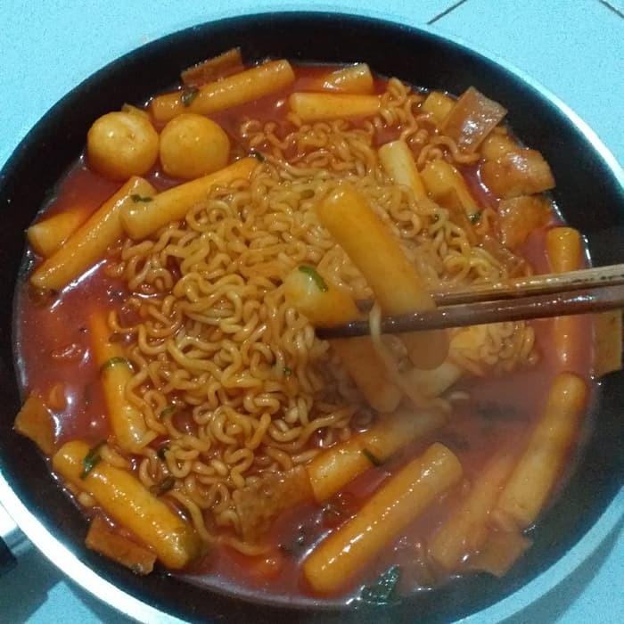 

Rabokki Tteokbokki Ramen Dengan Kue Beras Ottogi Best Seller