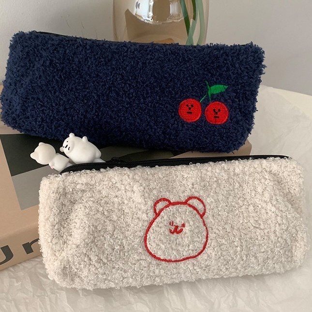 

Tempat Pensil Kotak Pensil Korea Bulu Lucu Minimalis
