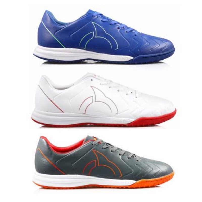 FORTE OROCHI IN ORTUSEIGHT SEPATU FUTSAL