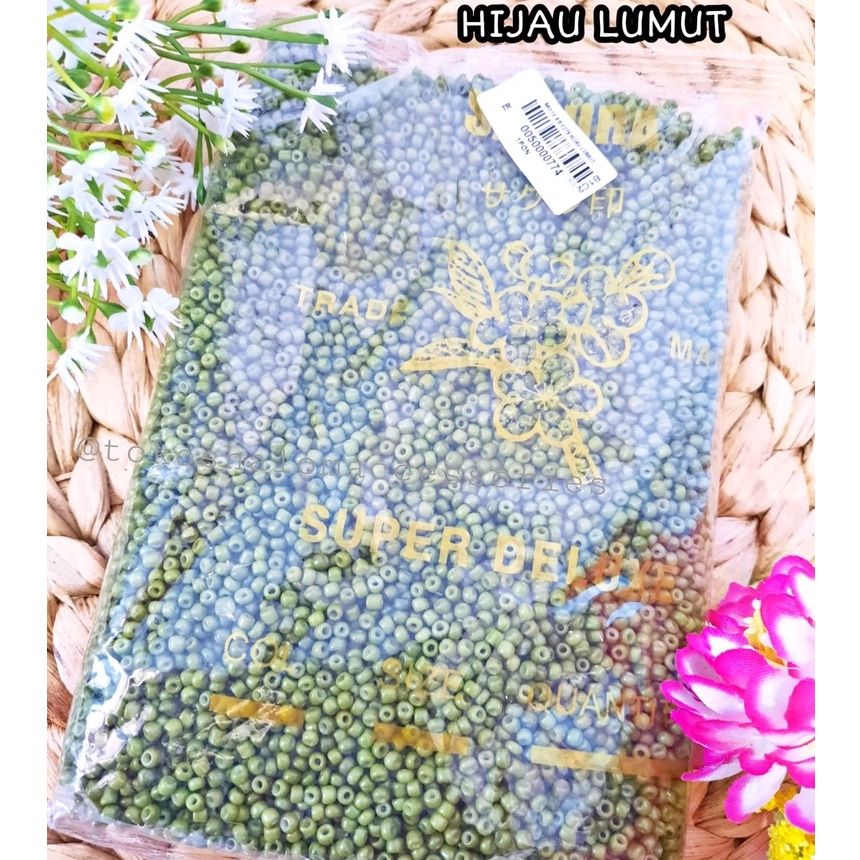 450 GR MOTE PASIR 8/0 F279 HIJAU LUMUT DOP/MANIK /KERAJINAN TANGAN GELANG DAN KALUNG /MONTE /DIY