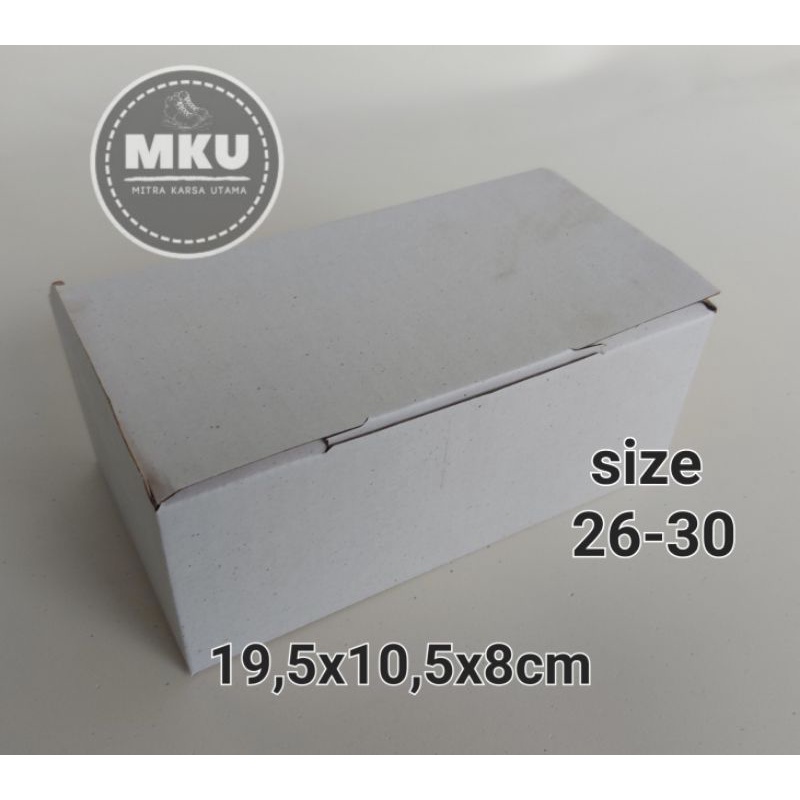 

Kardus Box Dus Sepatu 19,5x10,5x8cm Putih 26-30