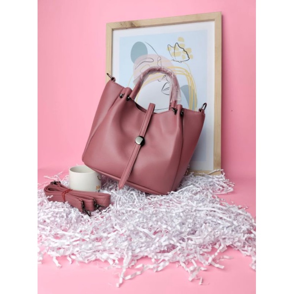 TAS SELEMPANG WANITA SOPHIE FAIRIESE T3036P3 ESMONIA LOPPER HARDWARE GOLD ORIGINAL SERI E1416