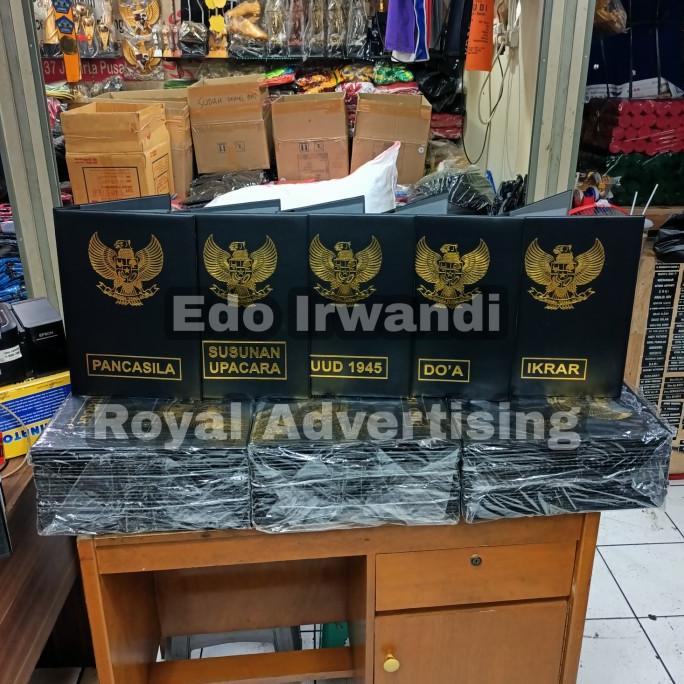 

Map Upacara Map Perlengkapan Upacara Map Garuda Pancasila Ready Stock
