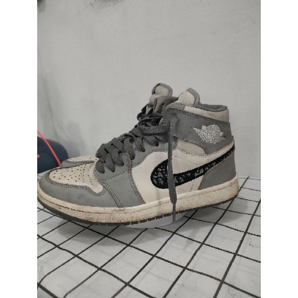 Sepatu Second Nike Air Jordan 1 Dior Prelove Like New Size 41