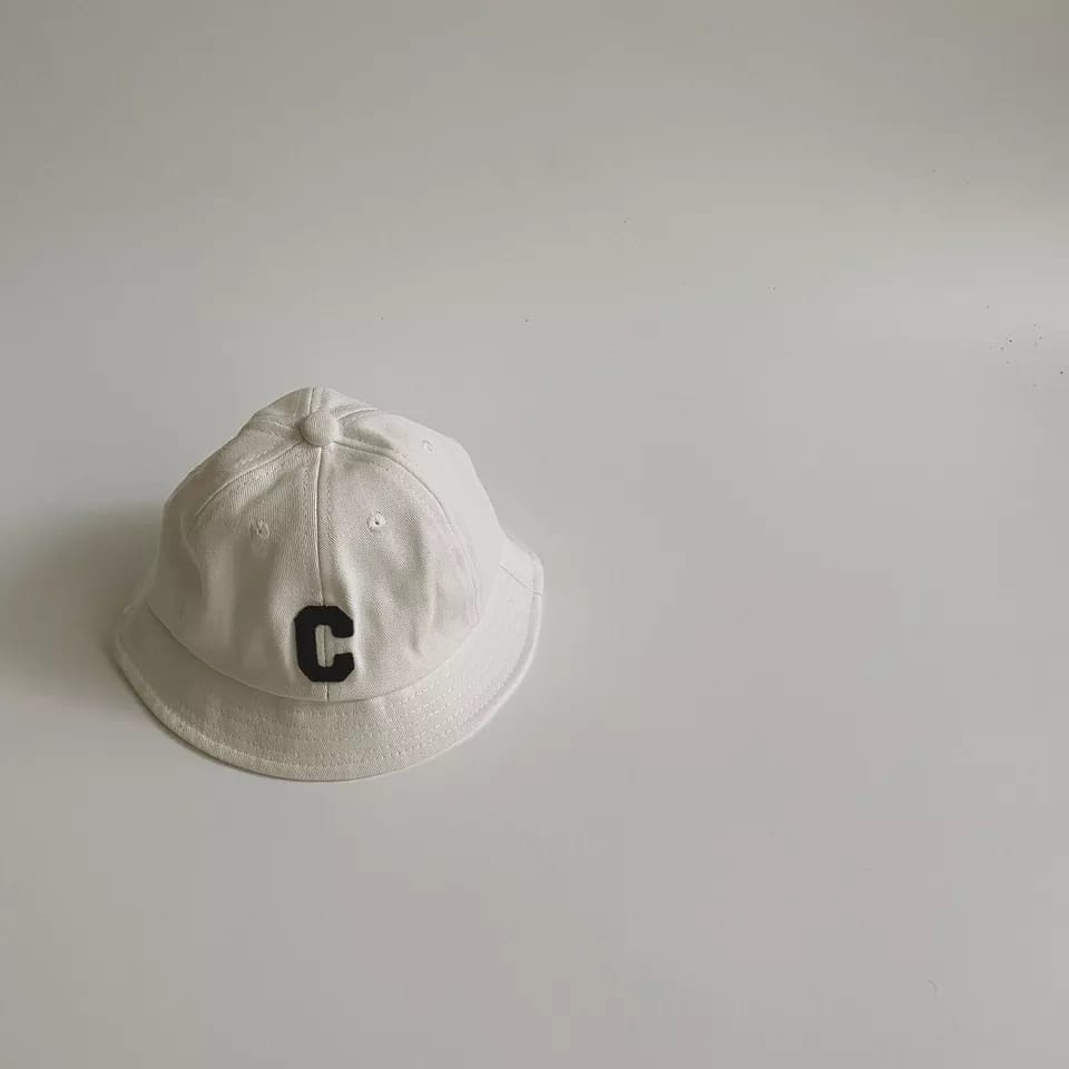 READY!!! topi bucket hat anak unisex kekinian ala korea motif huruf C import untuk usia 1-5 tahun