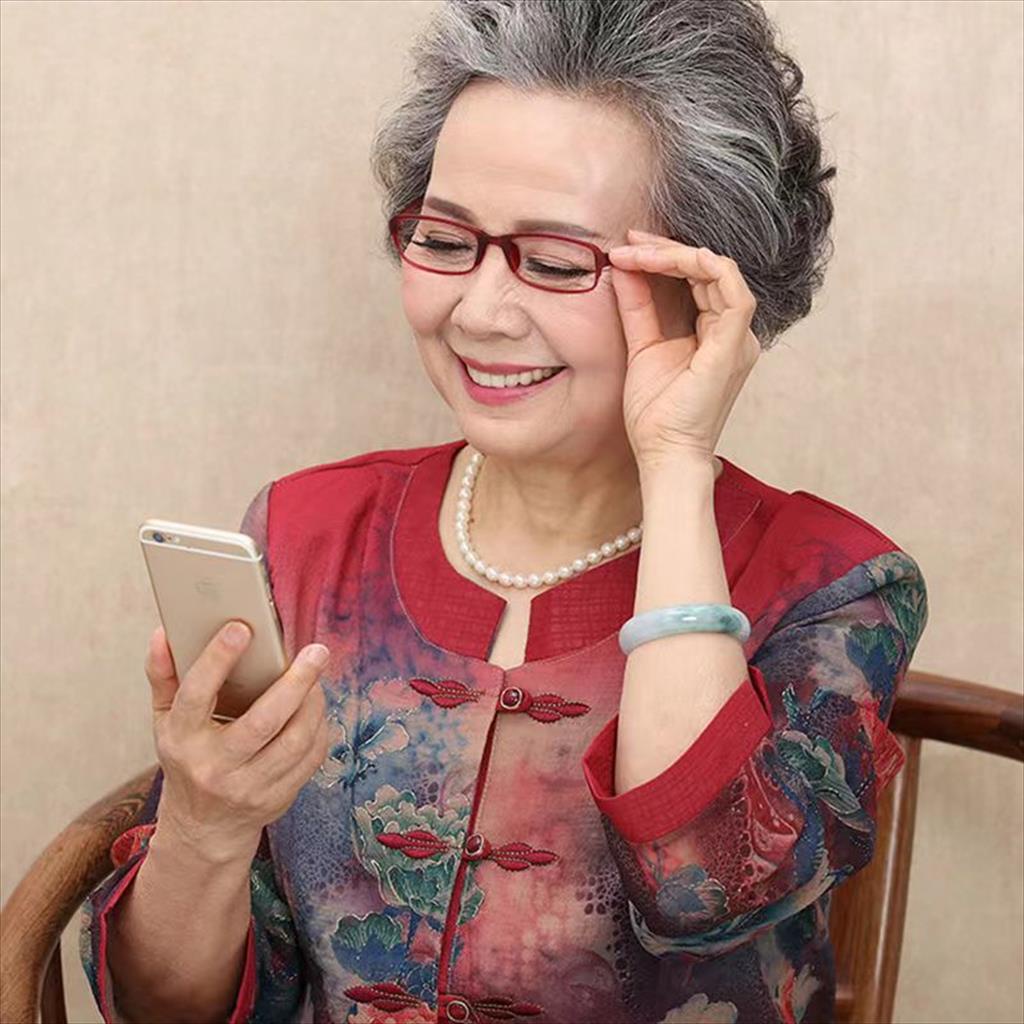 (Free Pocket) Kacamata Baca Reading Glasses Anti Radiasi 820