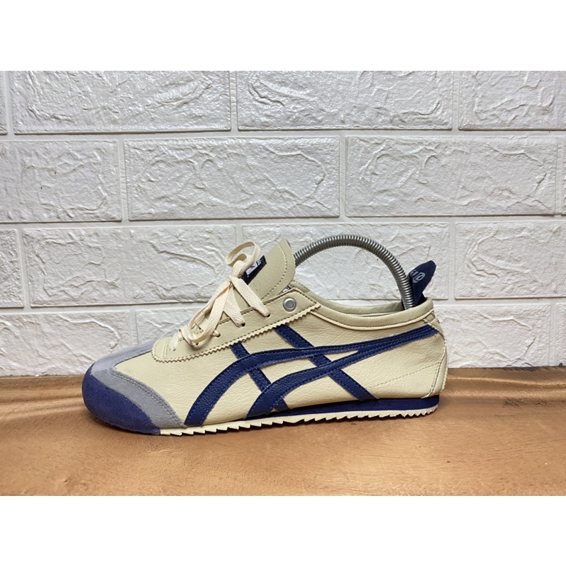 onitsuka di singapore