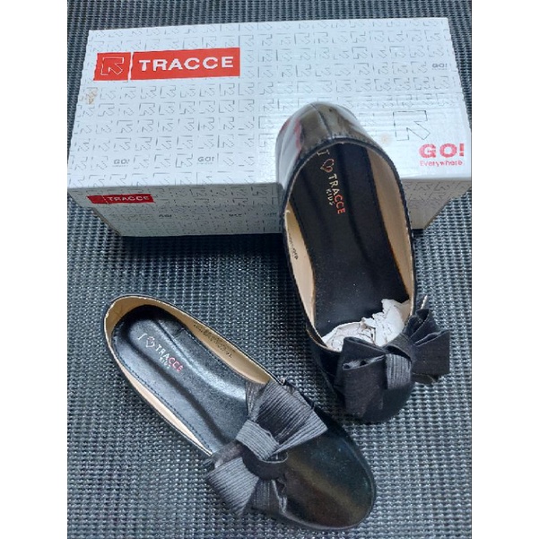 SEPATU TRACCE ANAK PEREMPUAN