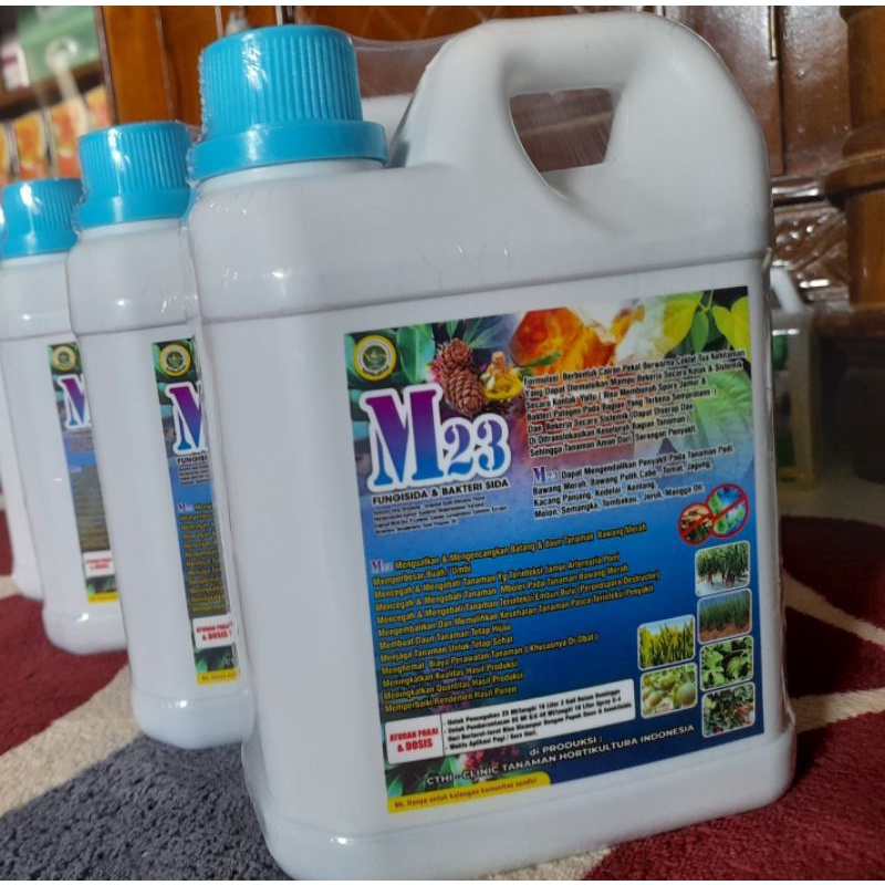 M23 fungisida Nabati