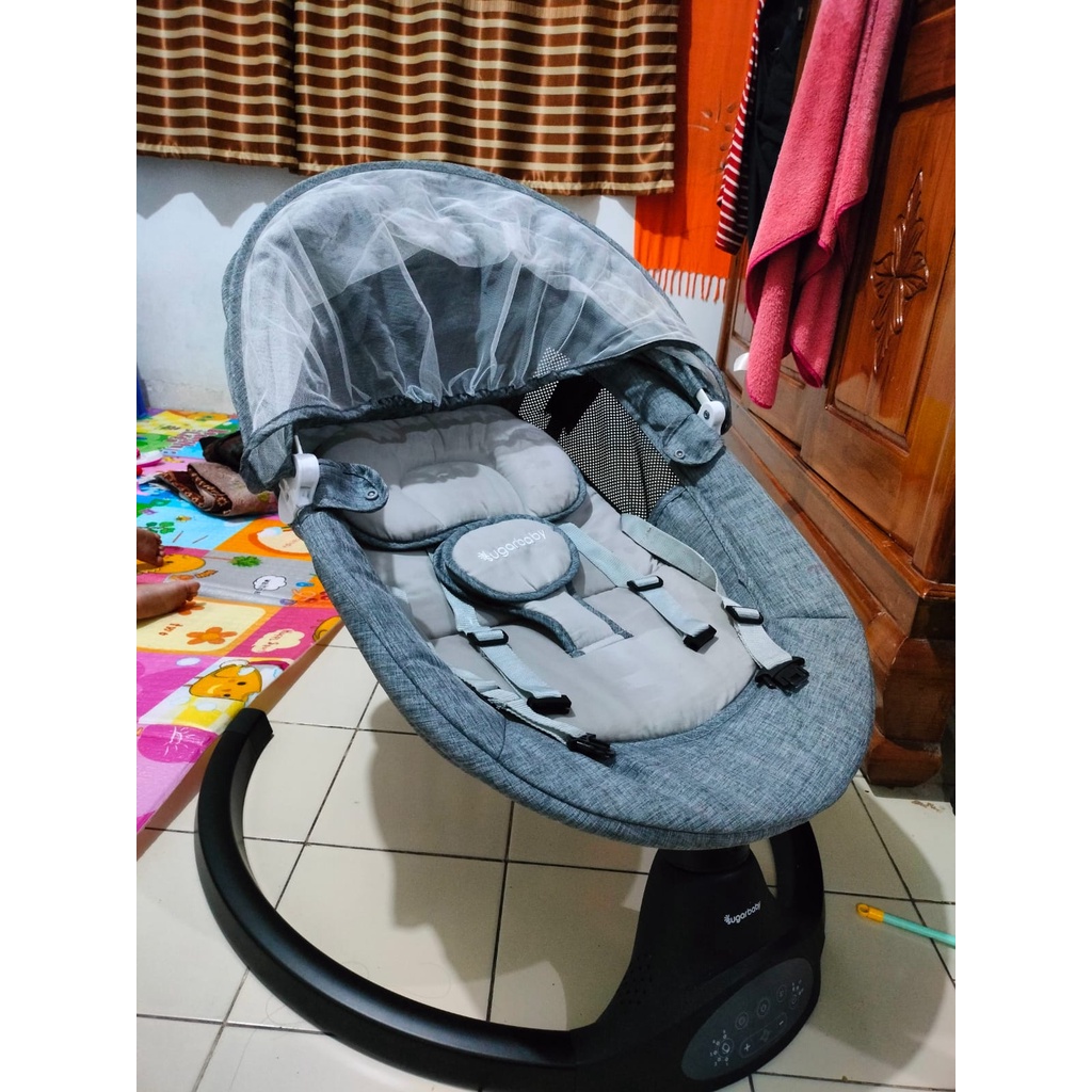 Sugar Baby Hug Me Automatic Baby Swing Bed Bouncer Rocker Melody Music & Toys ( second baru 1 bulan)