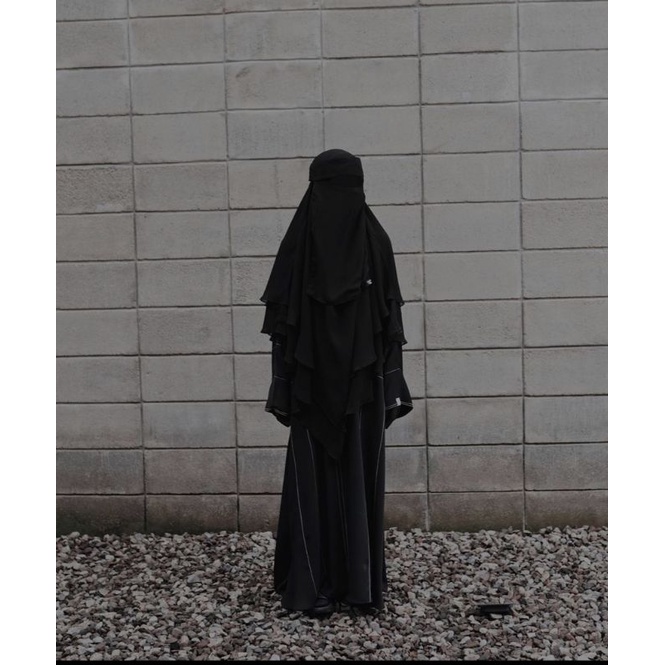 NWT Stitch Abaya Raisin XS elmadina bahan Mina bukan aljenna