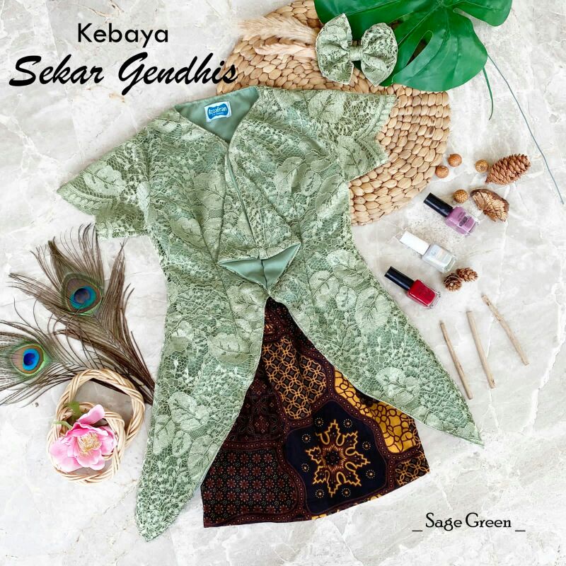 Kebaya kutu baru modern Sekar Gendhis anak dewasa setelan baju brukat rok batik pakaian adat wanita 