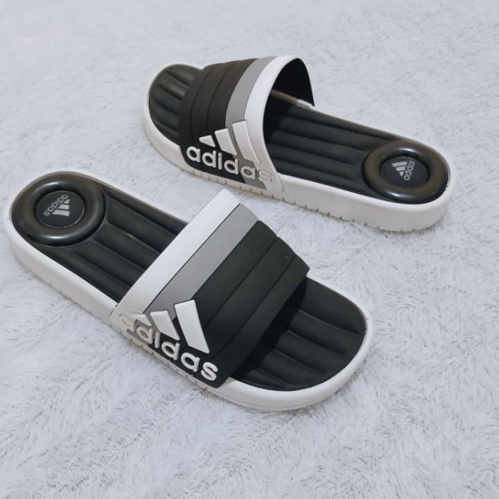 Harga Spesial Sandal Slide Import Adidas Pria. Ukuran 40-44. Include Box
