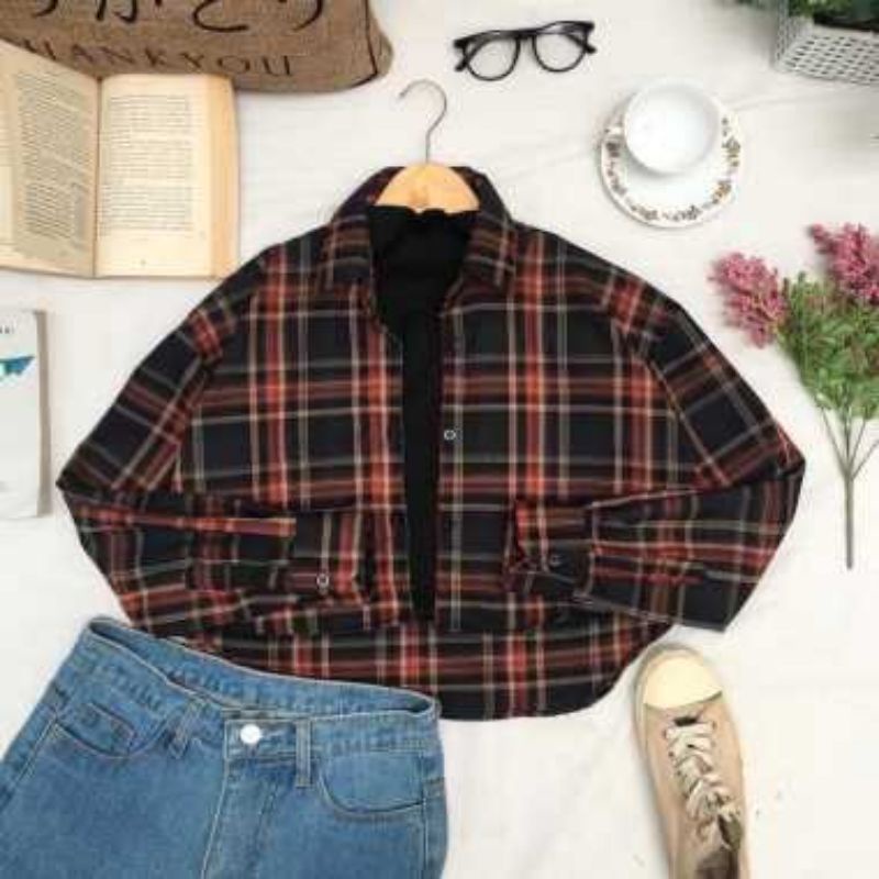 ALDORA JAKET CROP FLANEL //