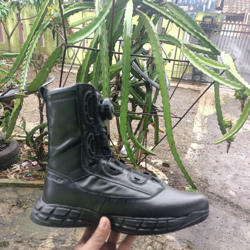 Sepatu PDL Full kulit CHEVALIER tali putar No 39