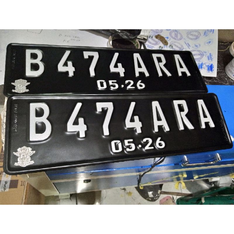 plat nomor mobil cantik/ font baru