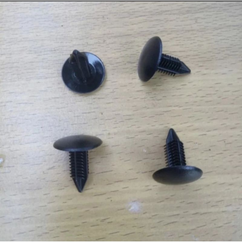 Klip kancingan baut bagasi Mobilio Brio Brv