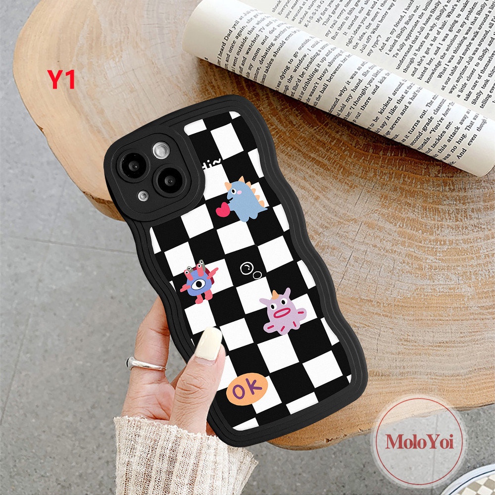 IPHONE Case Monster Kecil Kompatibel Untuk Iphone11 14 13 12 Pro Max 6 6s 8 7 Plus 14 Plus XR X XS Max SE 2020 Wavy Edge Kartun Diamond Grid Papan Catur Soft TPU Cover