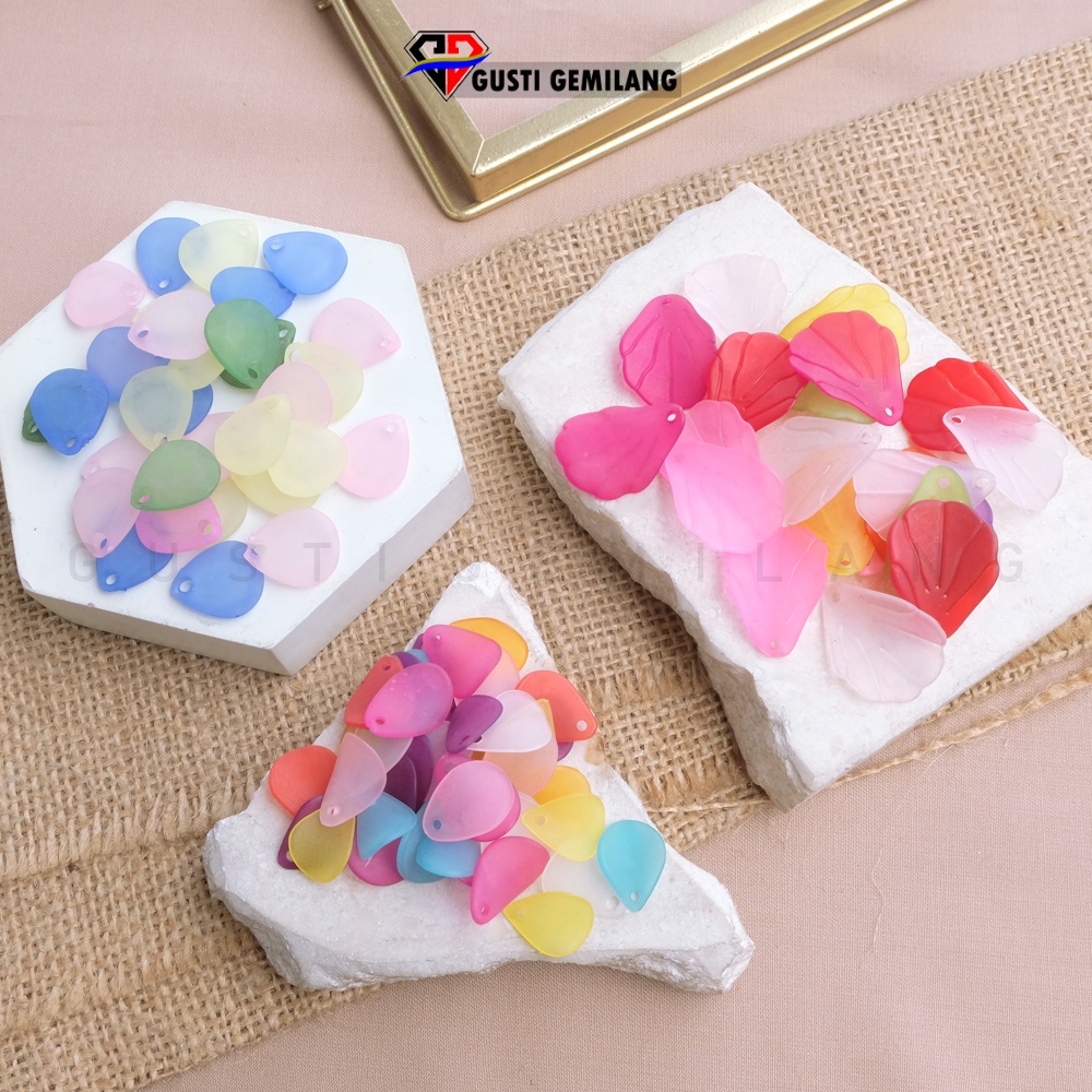 20 Gram Mote Manik Autumn Leaf Warna Warni