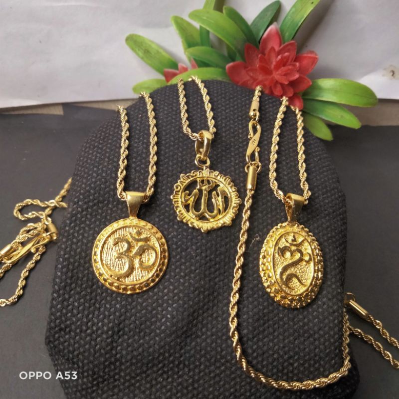 kalung liontin om kara