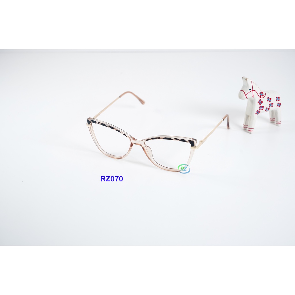 FRAME KACAMATA KODE RZ070