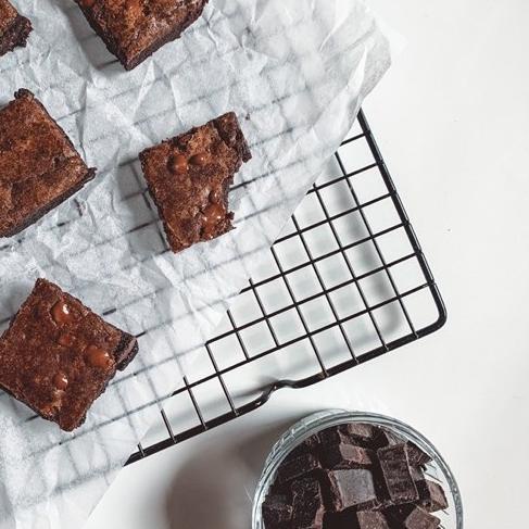 

Quality Control✅Brownie STREAK - Fudgy Chewy Chocolate Brownies PREMIUM USING CALLEBAUT|SQ6
