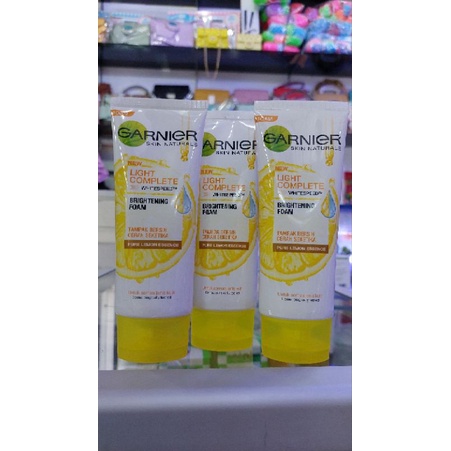 GARNIER FACE WASH VITAMIN C + LEMON 100ML