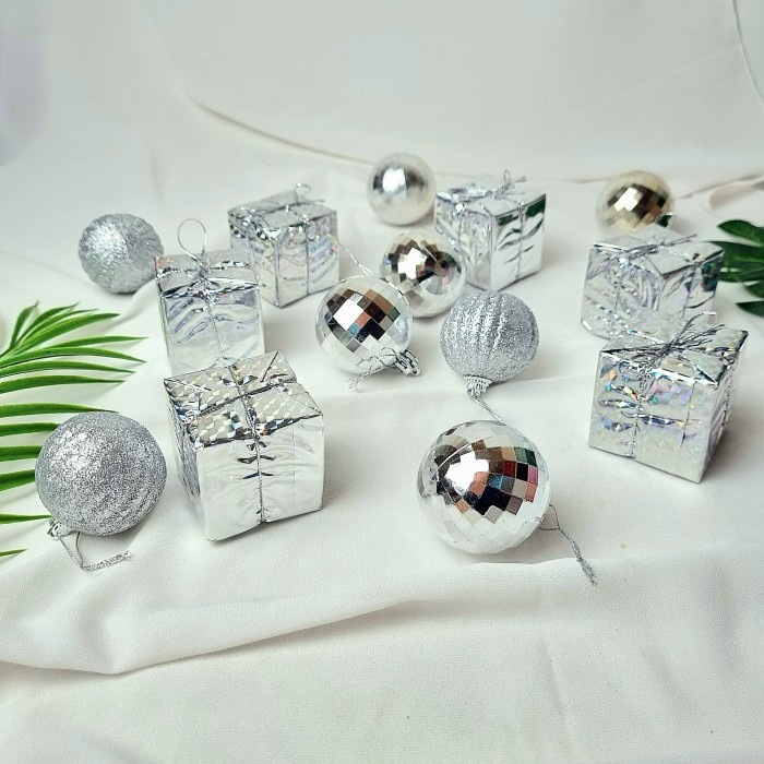 Set Hiasan Pohon Natal Campur Isi 15 Silver / Hiasan Natal Gantung