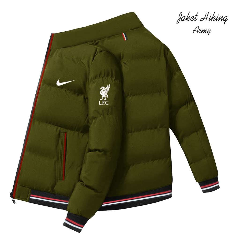 jaket bomber hiking logo liverpool terbaru / jacket parasut tebal murah / jaket pria taslan waterpro