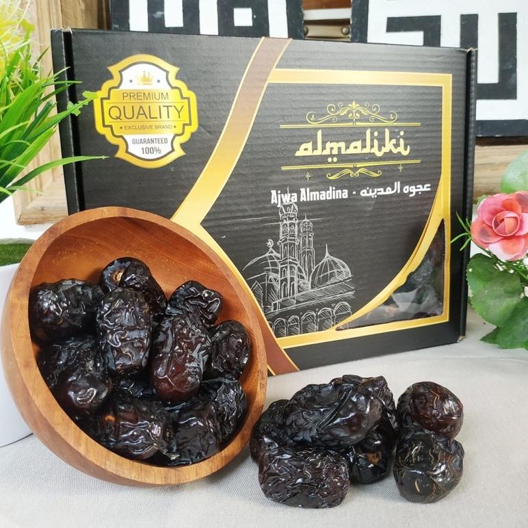 

[BAYAR DITEMPAT] Kurma Ajwa Madinah 1kg Ajwa Premium