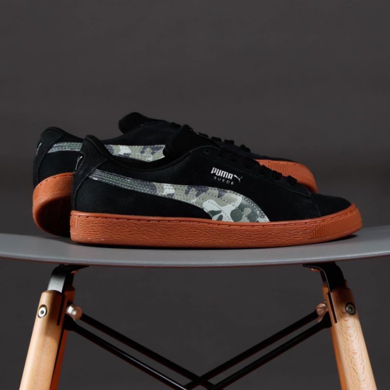 Sepatu Sneakers Suede Black Camo Original OEM Sneakers Pria