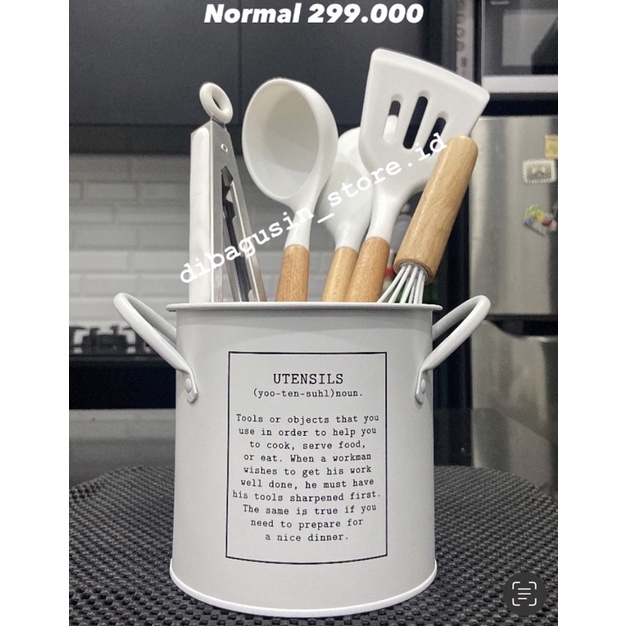 Utensil set putih Sutil set putih Informa