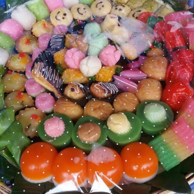 

GROSIR_JAKARTA Kue Mini Tampah Jajanan Pasar Sedang Halal Murah dan Enak