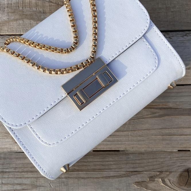 

Paling Disukai [TAS 0015] GIFTBOX TAS / KADO CEWEK / KADO PACAR / ANNIVERSARY / HAMPERS LEBARAN / WEDDING / VALENTINE / KADO NIKAH / HAMPERS LEBARAN^^