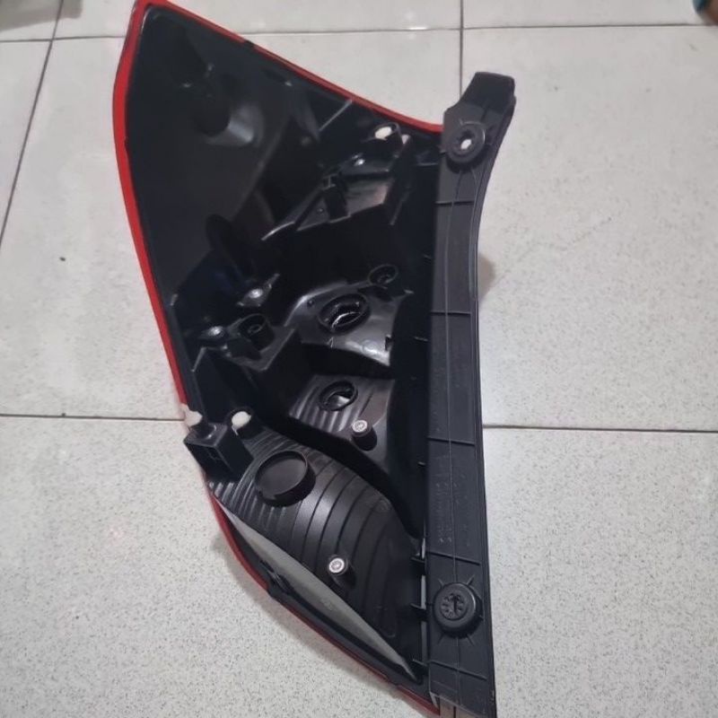 STOPLAMP LAMPU BELAKANG HONDA JAZZ RS 2015 2016 2017 KANAN ATAU KIRI